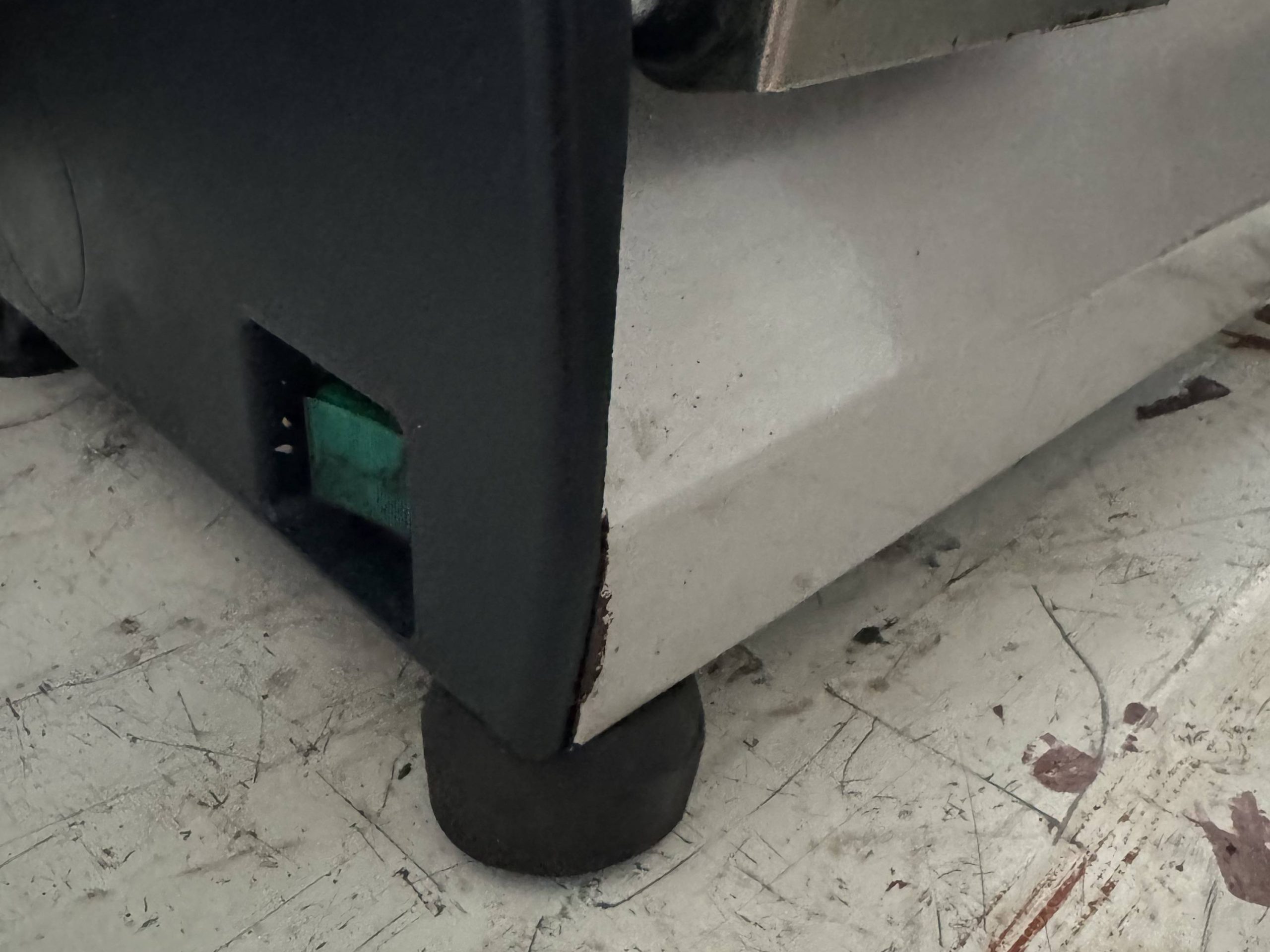 Zamjena noge mesoreznice